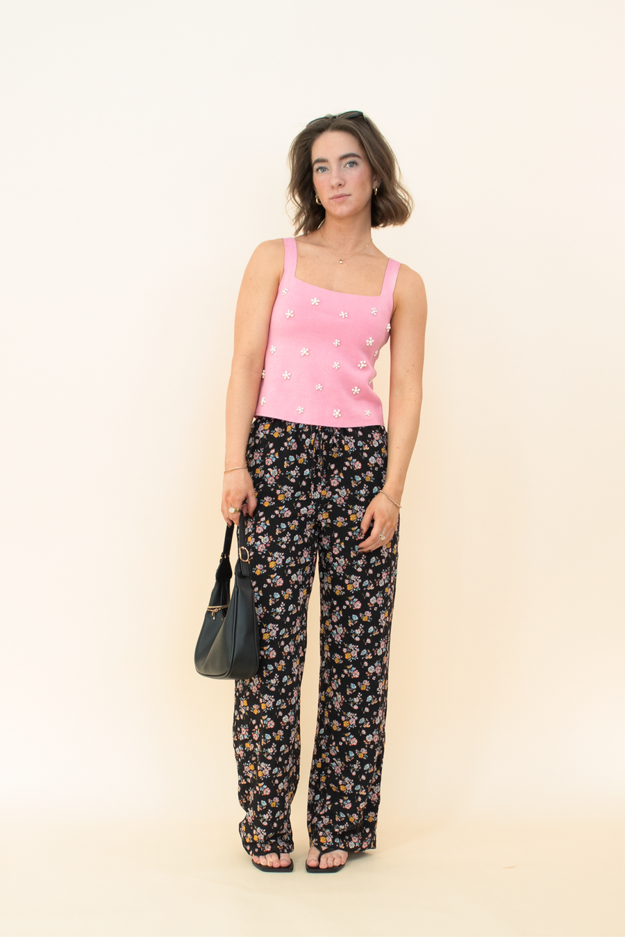 Pearl-fect Pose Tank